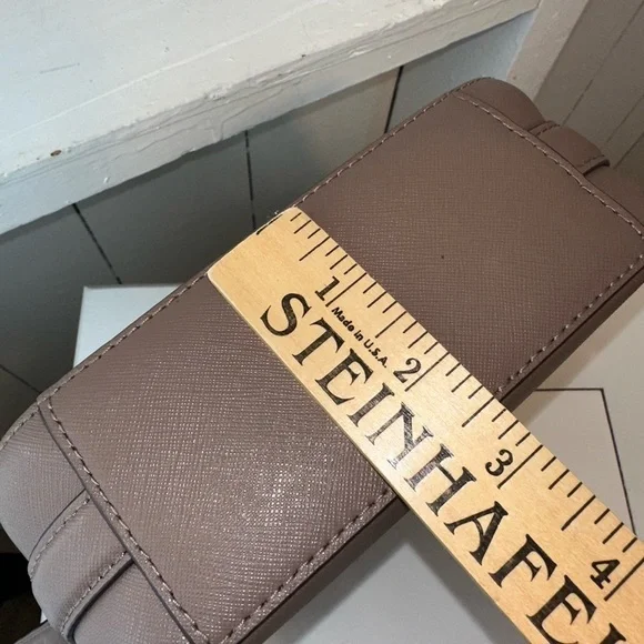 Kate Spade Spring Newbury Crossbody Bag Brown Silver Accents Capsule Wardrobe - Picture 12 of 16